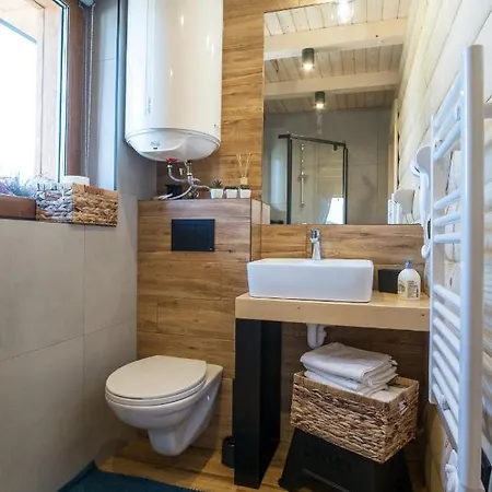 Z Jacuzzi Tatrzanskie Serce * Czerwienne